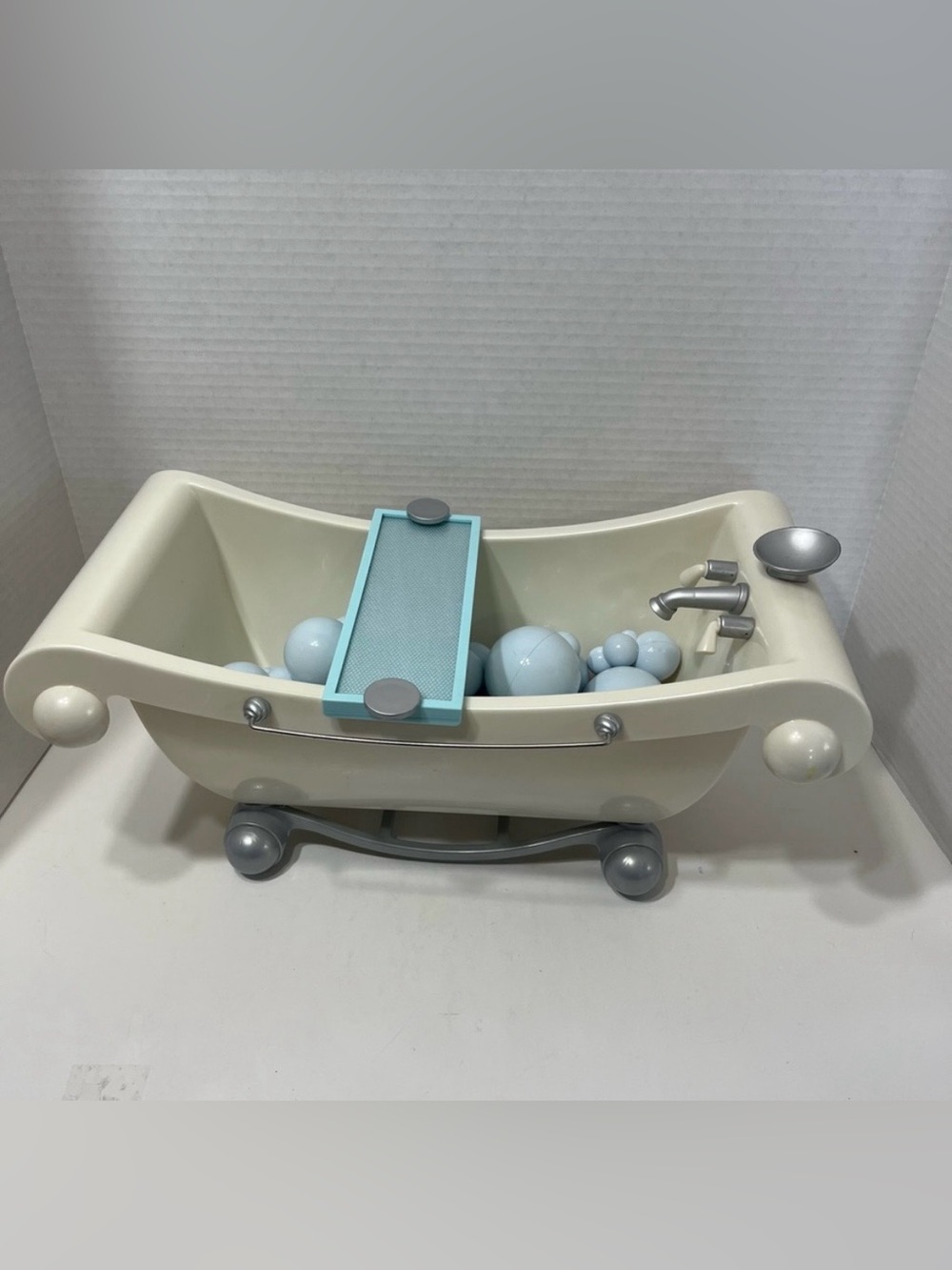 AMERICAN GIRL Brand ultimate bubble bathtub set for 18” dolls